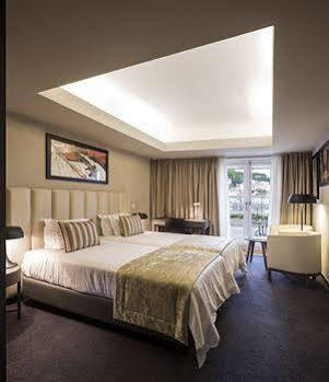 Chiado Nova Almada Apartment